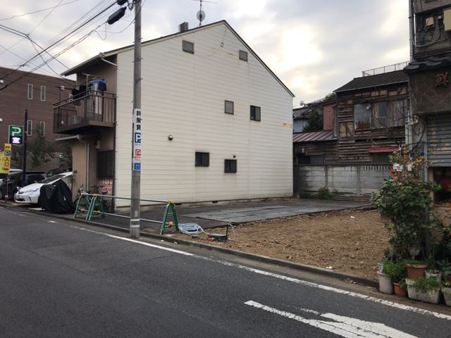 東京都品川区西大井の木造3階建て家屋解体工事後の様子です。